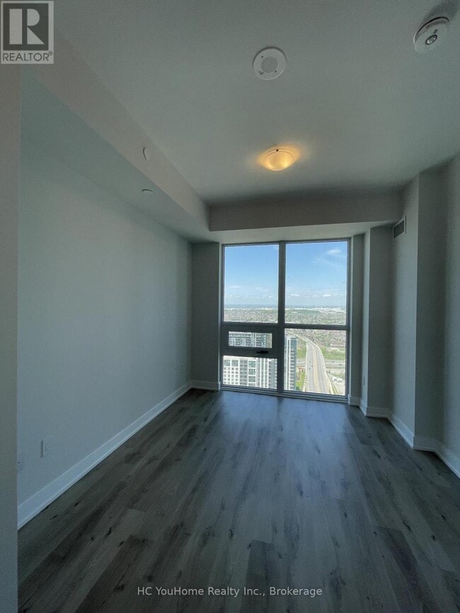 Building Photo - 430 Square One Dr