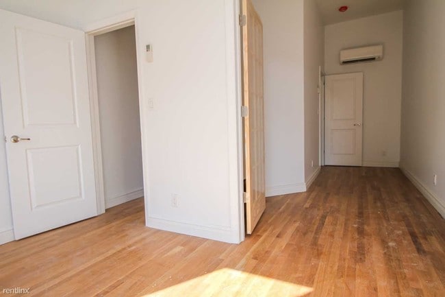 Building Photo - 151 Wilson Ave