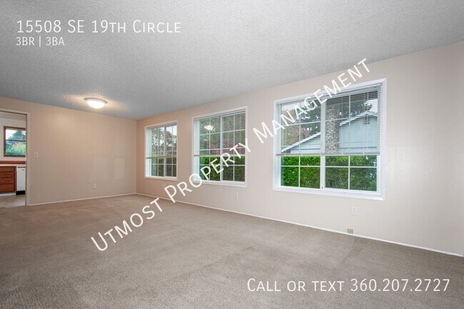 Foto del edificio - Spacious 3BD in Cascade Park Neighborhood