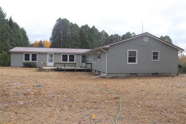 Main house and back area - 281 Lake Rd