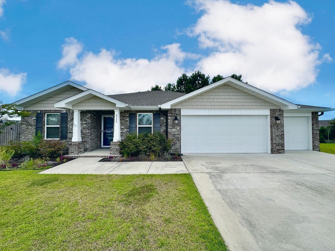 Primary Photo - 3 bedroom 2 bath home in Whisper Creek wit...