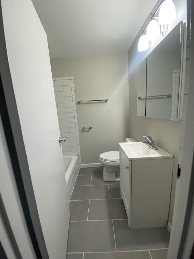 Photo - 142 Kenrick St Townhome