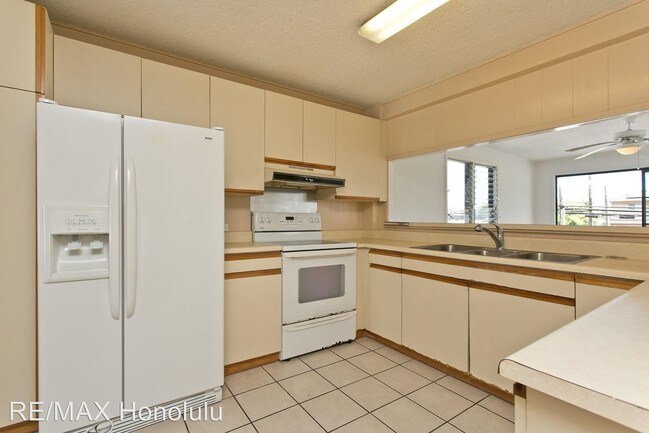 Foto del edificio - 3 br, 2 bath House - 45-167 Neemua Pl