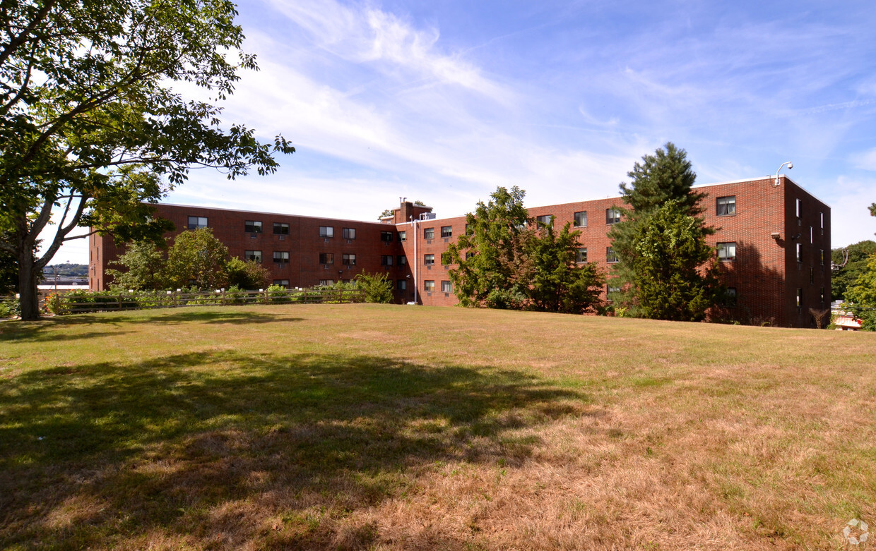 Foto del edificio - Kingsway Senior Apartments