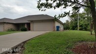 Foto principal - 3 br, 2 bath House - 5518 S DANIEL ST