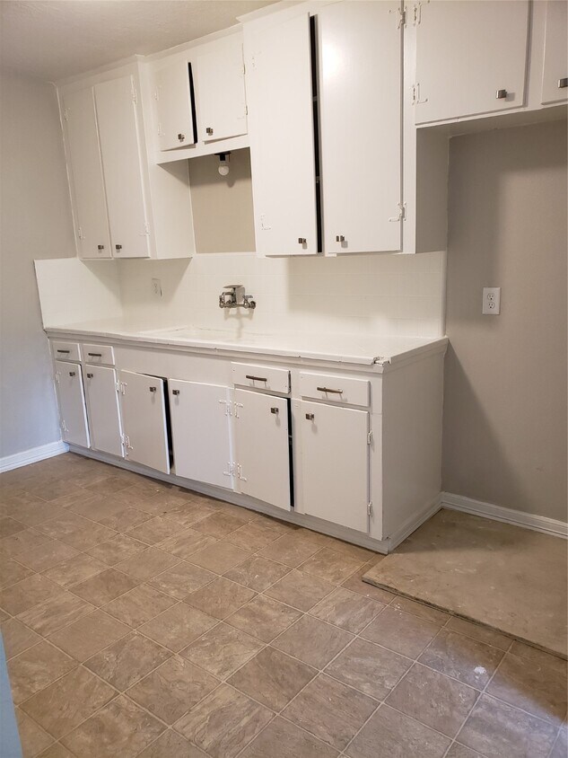 Foto del edificio - 2612 Mc Nay Dr