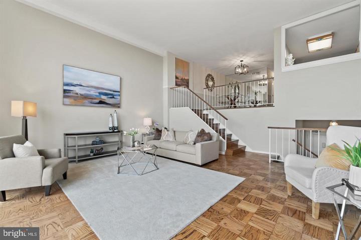 Foto del edificio - 1200 N Nash St