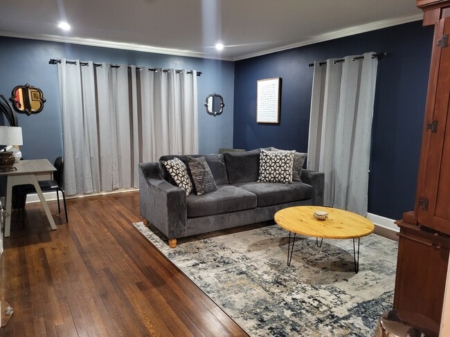 Photo - 3586 Walnut Grove Rd House