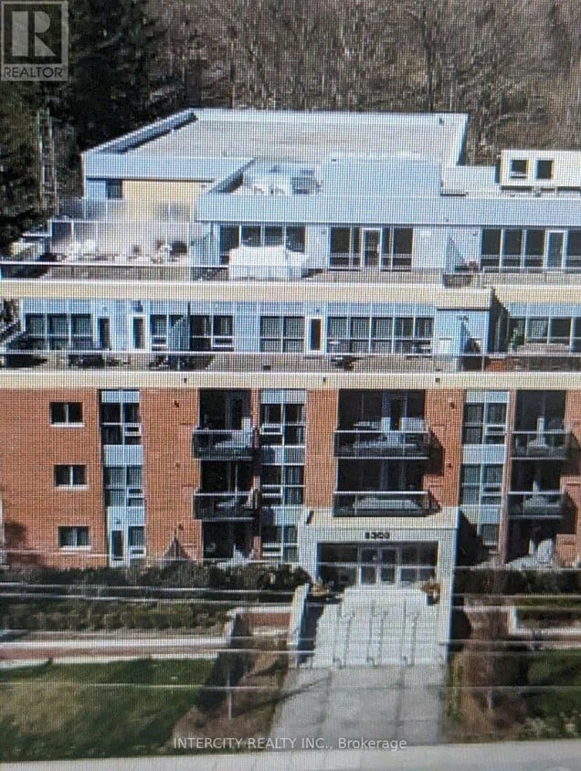 Primary Photo - 8302-8302 Islington Ave