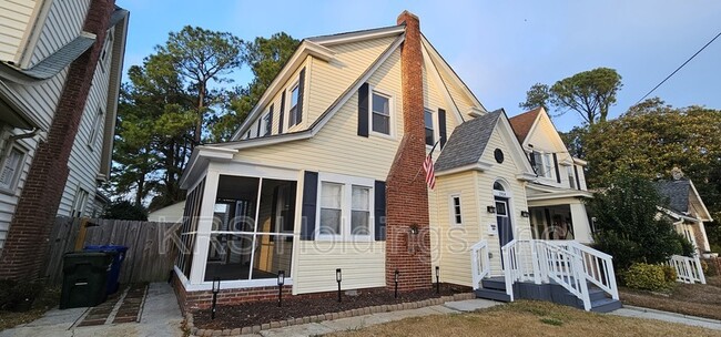 Building Photo - 1904 Montclair Ave