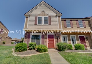 Building Photo - 18604 N 33rd Dr