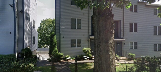 Building Photo - 21 Prospect Ave