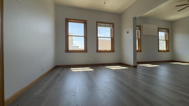 Foto del edificio - 3340 S Parnell Ave