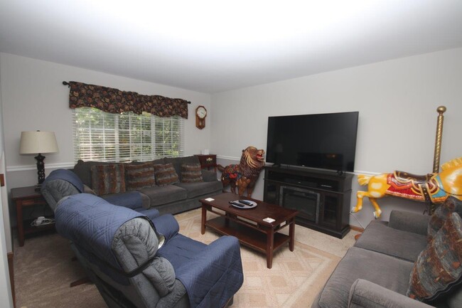 Foto del edificio - 2322 Dawson Ln
