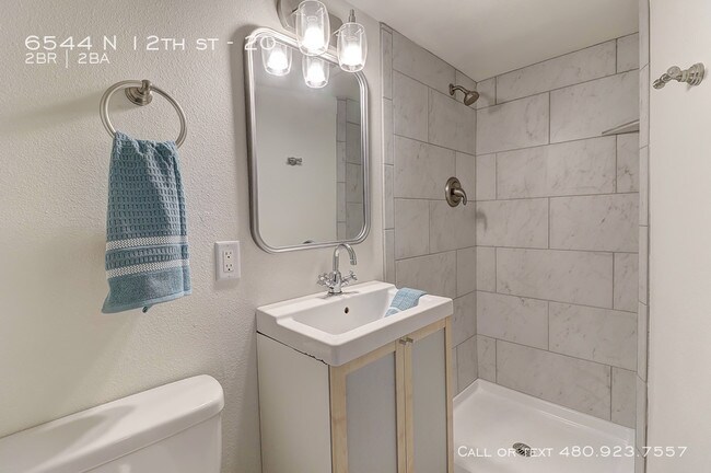 Building Photo - 6544 N 12th st