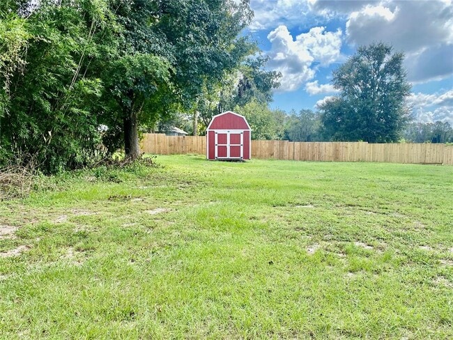 Building Photo - 8638 Garden Way Rd