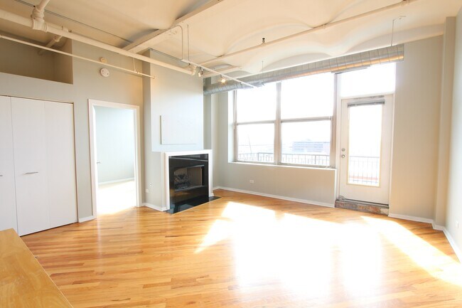 Foto del edificio - 500 S Clinton St