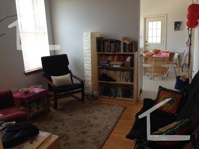 Foto del edificio - Brighton Studio on Chestnut Hill Ave for S...