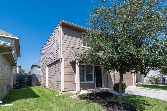 Building Photo - 5456 Quail Cove Ln