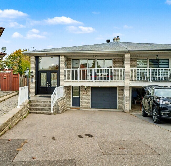 Building Photo - 21 Tillplain Rd