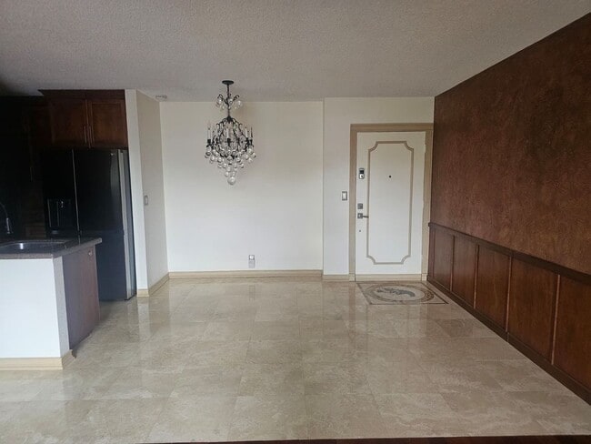 Photo - 649 W Oakland Park Blvd Apartment