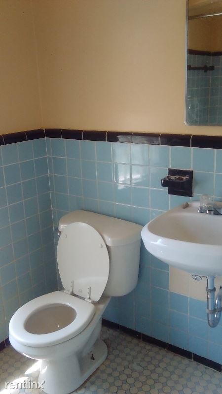 Foto del edificio - 17164 Evergreen Rd
