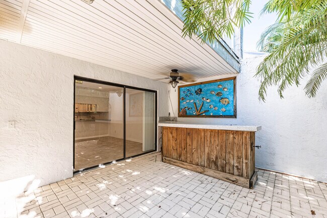 Foto del edificio - 2936 Florida Blvd