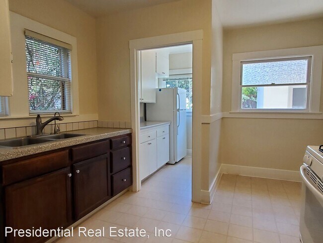 Building Photo - 2 br, 1 bath House - 600 Lincoln Ave