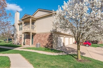 Building Photo - 212 Commons Ct