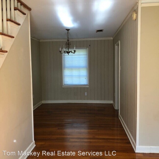 Building Photo - 2 br, 1 bath House - 2525 Olive St
