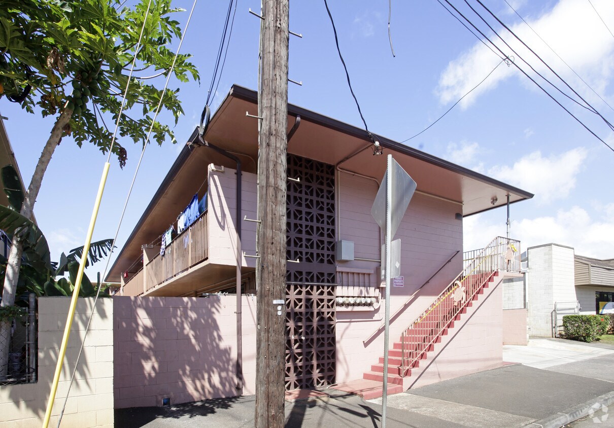 Building Photo - 244 Ohai St