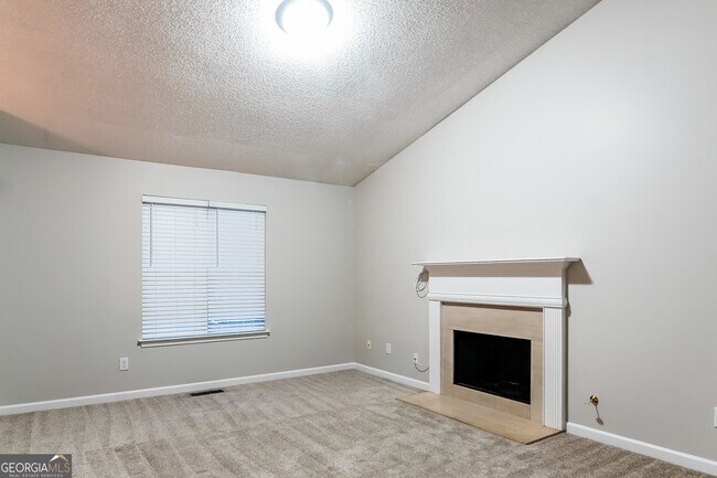 Foto del edificio - 234 Bainbridge Cir