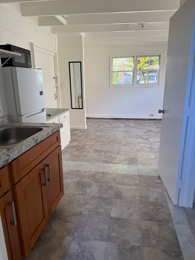 Foto del edificio - Available Private Detached Studio for Rent with 1 Assigned Carport Parking in Wahiawa