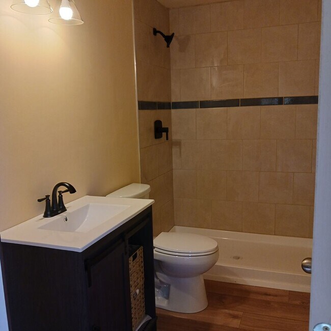Foto del edificio - 14200 Tahoe View Dr
