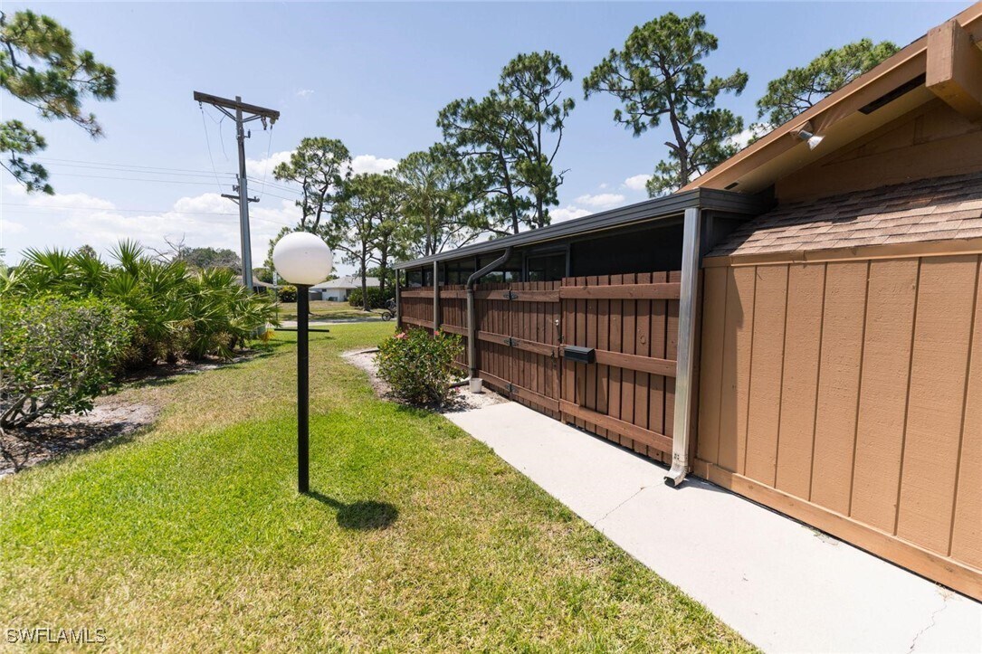 Foto principal - 5620 Foxlake Dr