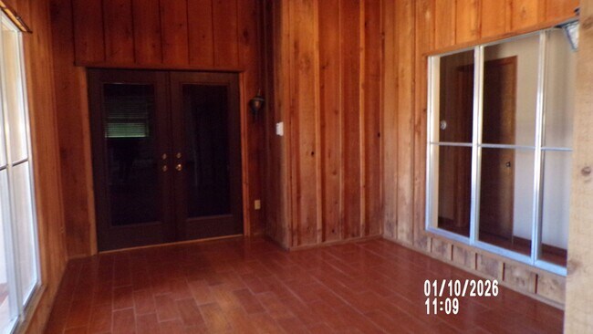 Foto del edificio - Fantasic Country Club West Home