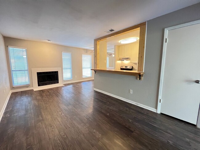 Building Photo - 1 bedroom remodeled with a fireplace & bal...