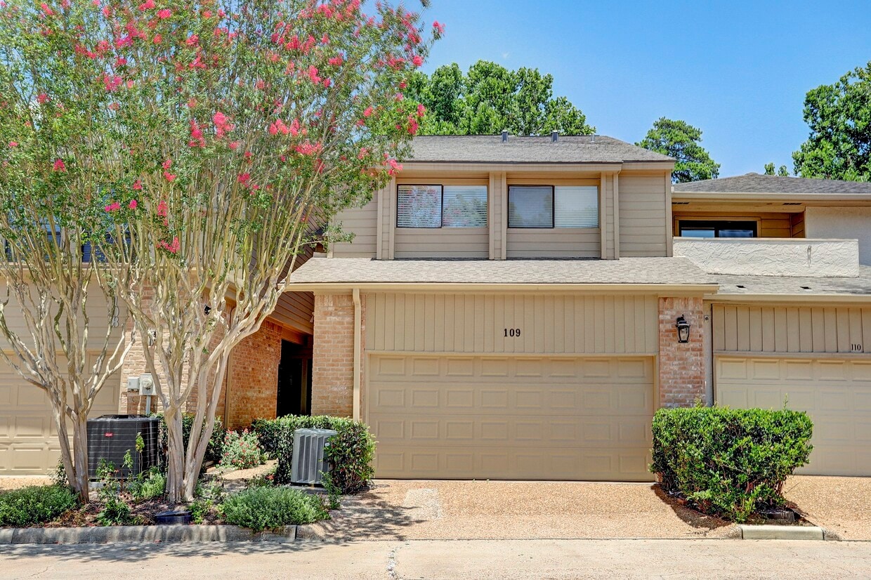 Primary Photo - 12625 Memorial Dr