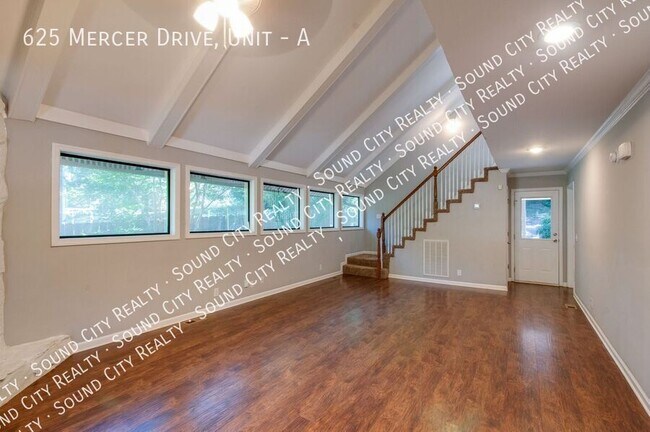 Foto del edificio - 625 Mercer Dr