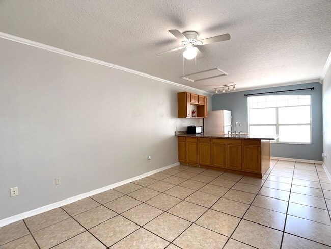 Photo - Move-in ready Efficiency in the Coveted Area of Four Corners Area—Water and Electric Included (wi... Apartment