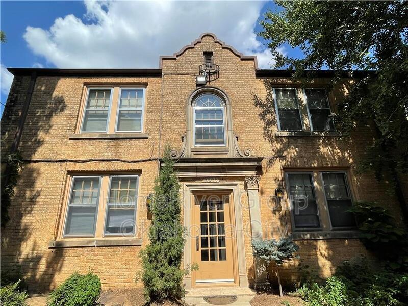 Primary Photo - 2309 N Walker Ave