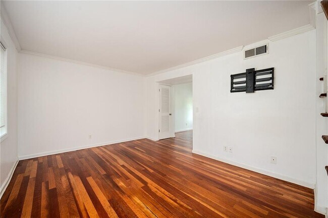 Foto del edificio - 6940 Roswell Rd