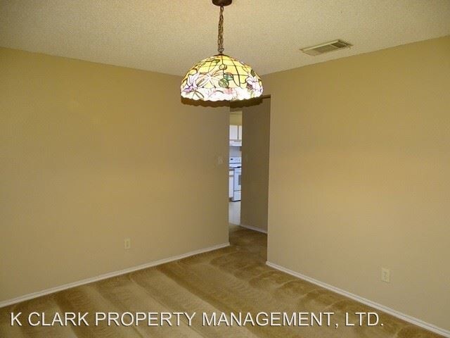 Foto del edificio - 3 br, 2.5 bath House - 7806 CRYSTAL POINT