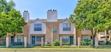 Building Photo - 14600 Fonmeadow Dr