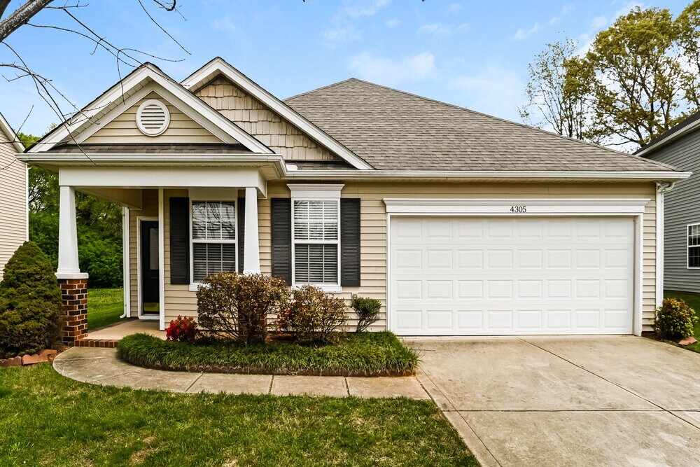 Foto principal - 4305 High Shoals Dr