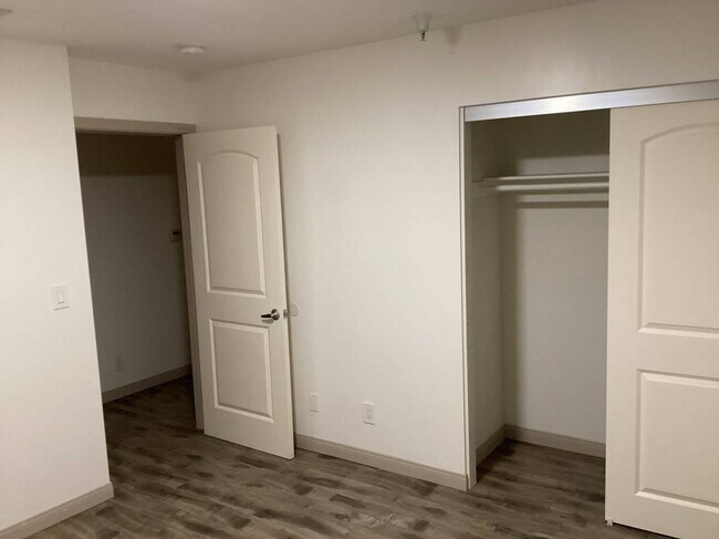 Foto del edificio - 723 1/2 N Kingsley Dr