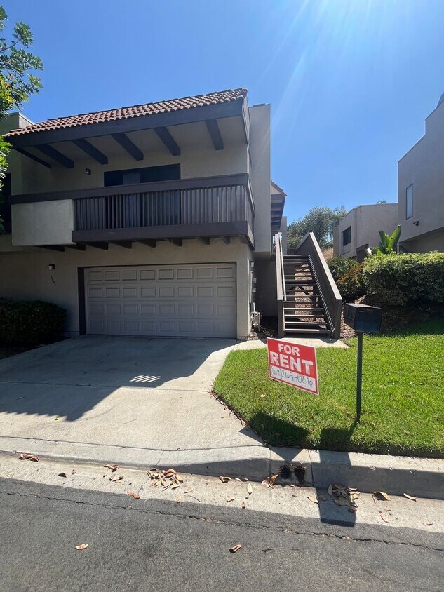 Primary Photo - Move in concession- $1000 off!!!! Must See...