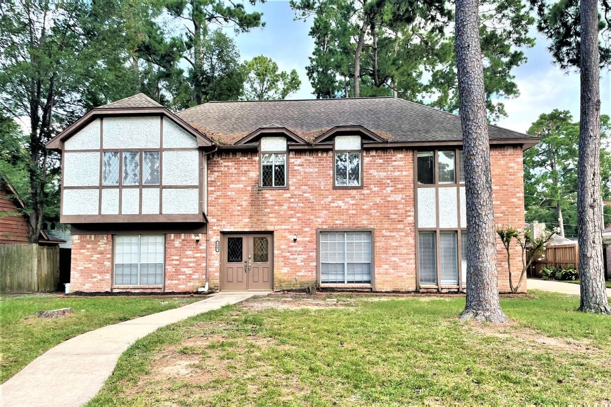Primary Photo - 3807 Stillview Dr