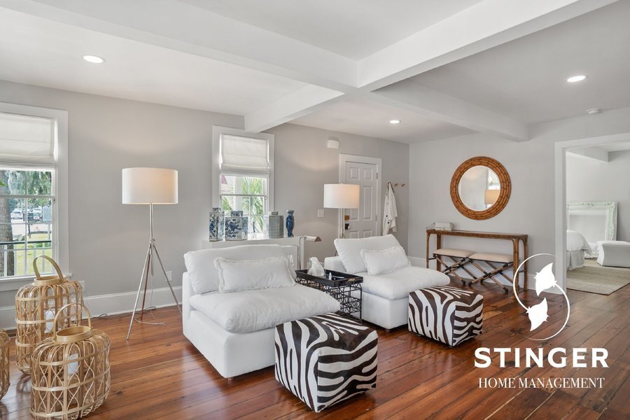 Foto principal - Historic 2 Bedroom / 2 Bath For Rent In Do...