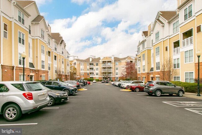 Foto del edificio - 2204 Westcourt Ln